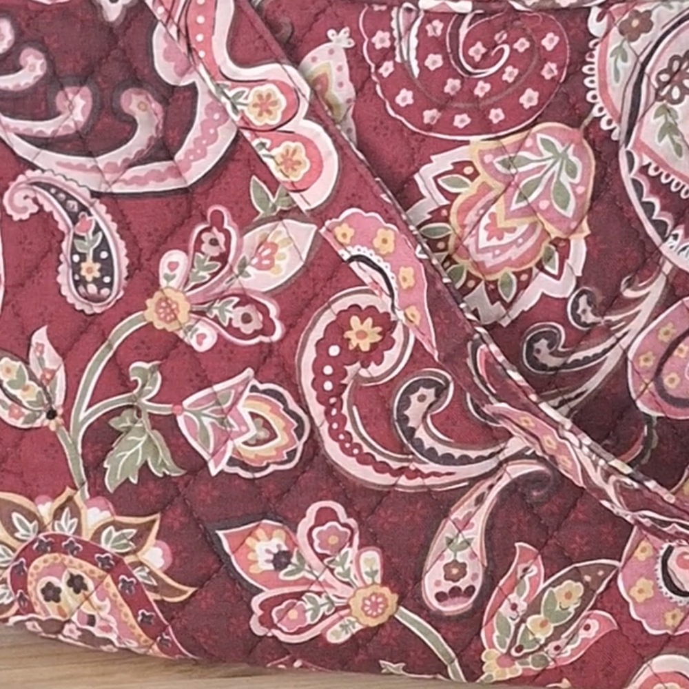 🩷Vera Bradley 'Piccadilly Plum' Purse🩷 - Picture 4 of 15